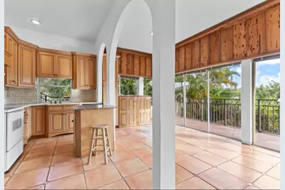 4850 SW 63rd Ter #232, Davie, FL 33314 - Photo 4