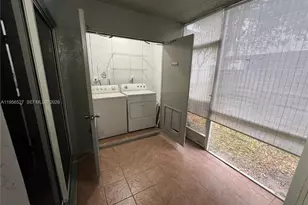 464 NE 210th Cir Terrace, Miami, FL 33179 - Photo 24