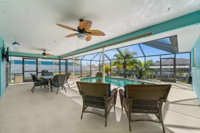 250 SW 37th Ter, Cape Coral, FL 33914 - Photo 4