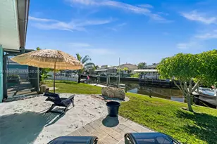 250 SW 37th Terrace, Cape Coral, FL 33914 - Photo 30