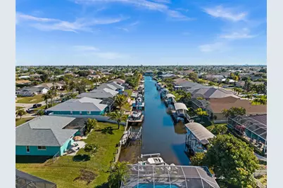 250 SW 37th Ter, Cape Coral, FL 33914 - Photo 36