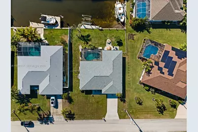 250 SW 37th Ter, Cape Coral, FL 33914 - Photo 34