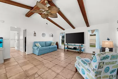 250 SW 37th Ter, Cape Coral, FL 33914 - Photo 18