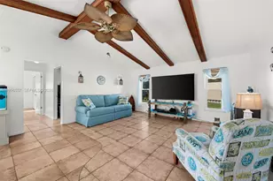 250 SW 37th Terrace, Cape Coral, FL 33914 - Photo 18