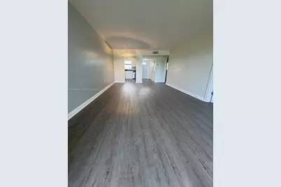 8600 Sunrise Lakes Blvd #303, Sunrise, FL 33322 - Photo 10