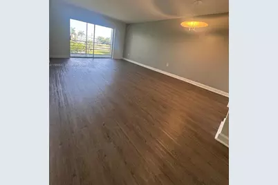 8600 Sunrise Lakes Blvd #303, Sunrise, FL 33322 - Photo 1