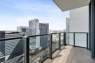 88 SW 7th St, Miami, FL 33130 - Photo 4