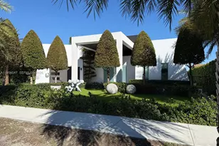 9839 SW 213th St, Cutler Bay, FL 33189 - Photo 1