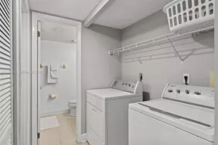 1054 Lotus Cove Ct, Other City - In The State Of Florida, FL 32714 - Photo 4