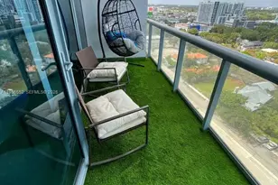 601 NE 36th St, Miami, FL 33137 - Photo 1