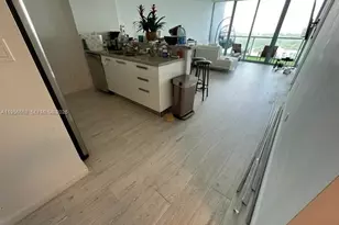 601 NE 36th St, Miami, FL 33137 - Photo 2