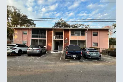 815 SW 30th St #J, Fort Lauderdale, FL 33315 - Photo 4