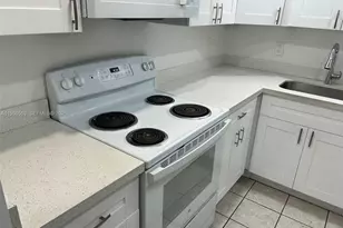 815 SW 30th St, Fort Lauderdale, FL 33315 - Photo 10