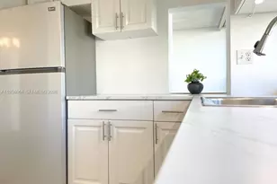 16919 N Bay Rd, Sunny Isles Beach, FL 33160 - Photo 12