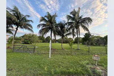 20870 SW 236th St, Homestead, FL 33031 - Photo 2