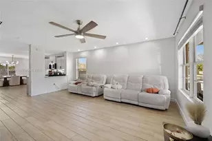 572 NE 6th Pl, Homestead, FL 33034 - Photo 24