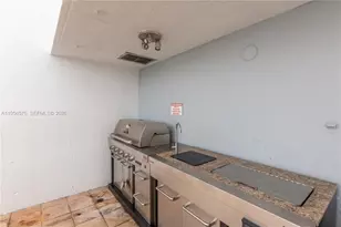 7929 West Dr, North Bay Village, FL 33141 - Photo 42