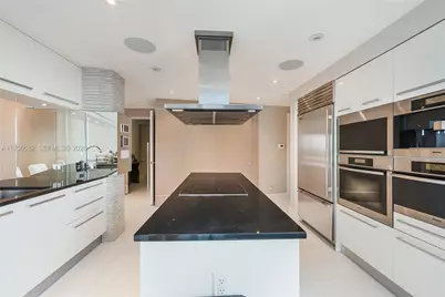 17121 Collins Ave #2608, Sunny Isles Beach, FL 33160 - Photo 14