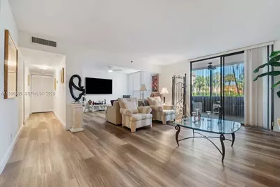 7201 Promenade Dr #101, Boca Raton, FL 33433 - Photo 10