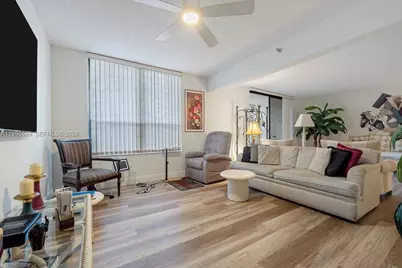7201 Promenade Dr #101, Boca Raton, FL 33433 - Photo 8