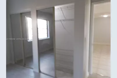 17038 NW 66th Ct, Hialeah, FL 33015 - Photo 20