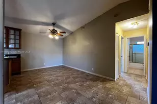 4296 Woodstock Dr, West Palm Beach, FL 33409 - Photo 12
