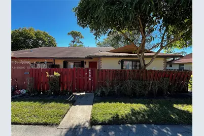 4296 Woodstock Dr #A, West Palm Beach, FL 33409 - Photo 6