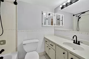 2924 Collins Ave, Miami Beach, FL 33140 - Photo 24