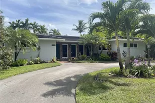 1110 Redbird Ave, Miami Springs, FL 33166 - Photo 2