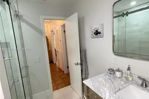 1110 Redbird Ave, Miami Springs, FL 33166 - Photo 22