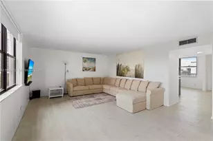 3440 NE 192 St, Aventura, FL 33180 - Photo 8