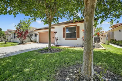 7306 NW 1st Mnr, Plantation, FL 33317 - Photo 2