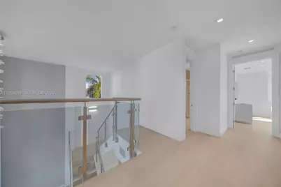 7541 NW 97th Ct, Doral, FL 33178 - Photo 16