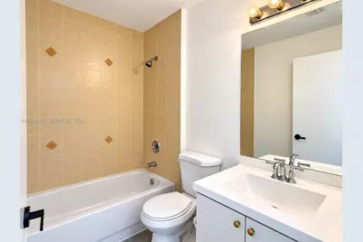 4932 Windward Way #1301, Dania Beach, FL 33312 - Photo 8