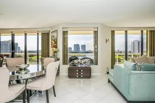 20191 E Country Club Dr, Aventura, FL 33180 - Photo 10