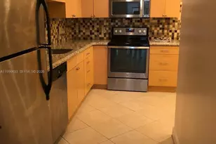 4000 N Hills Dr, Hollywood, FL 33021 - Photo 4