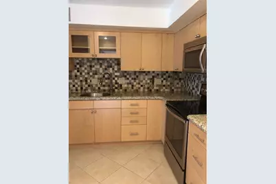 4000 N Hills Dr #32, Hollywood, FL 33021 - Photo 2