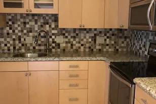 4000 N Hills Dr, Hollywood, FL 33021 - Photo 2