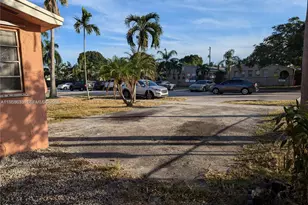 1853 Taft St, Hollywood, FL 33020 - Photo 2