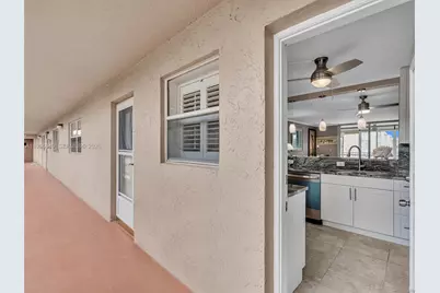 201 SE 11th Ter #303, Dania Beach, FL 33004 - Photo 2