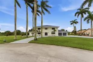 11824 SW 43rd Ct, Davie, FL 33330 - Photo 2
