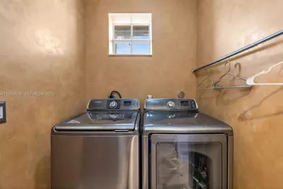 1033 NE 17th Way #1905, Fort Lauderdale, FL 33304 - Photo 24