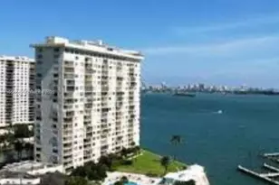 11111 Biscayne Blvd, Miami, FL 33181 - Photo 1