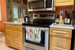 9360 S Chelsea Dr S, Plantation, FL 33324 - Photo 6