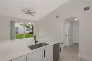 18823 SW 28th St, Miramar, FL 33029 - Photo 12