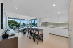 9221 E Bay Harbor Dr, Bay Harbor Islands, FL 33154 - Photo 6