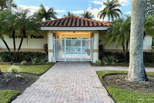 712 W Palm Aire Dr, Pompano Beach, FL 33069 - Photo 24