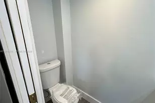 6601 Winfield Blvd, Margate, FL 33063 - Photo 12