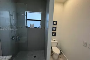 885 NE 3rd Ave, Homestead, FL 33030 - Photo 14