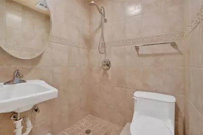 9410 SW 42nd St, Miami, FL 33165 - Photo 34